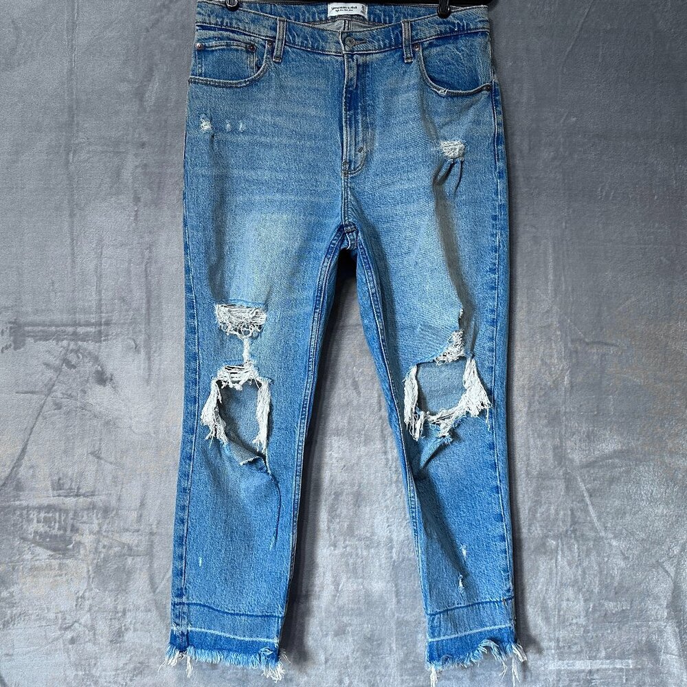 Abercrombie & Fitch High Rise Mom Jean Size 14 Released Hem Distressed